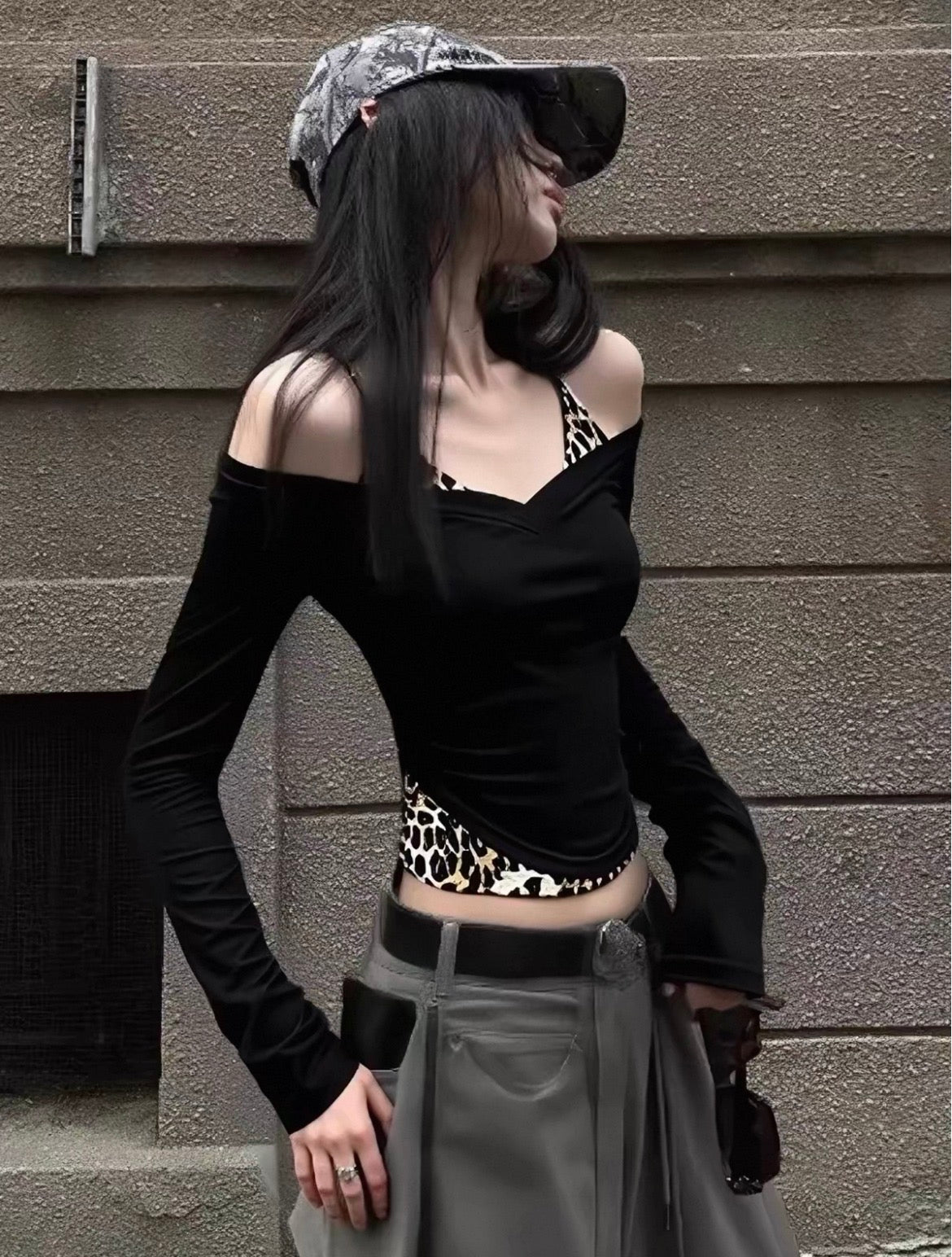 Women T Shirts Leopard Printed Patchwork Slash Neck Halter Long Sleeve Slim Sexy Crop Tops Y2k Aesthetic Grunge
