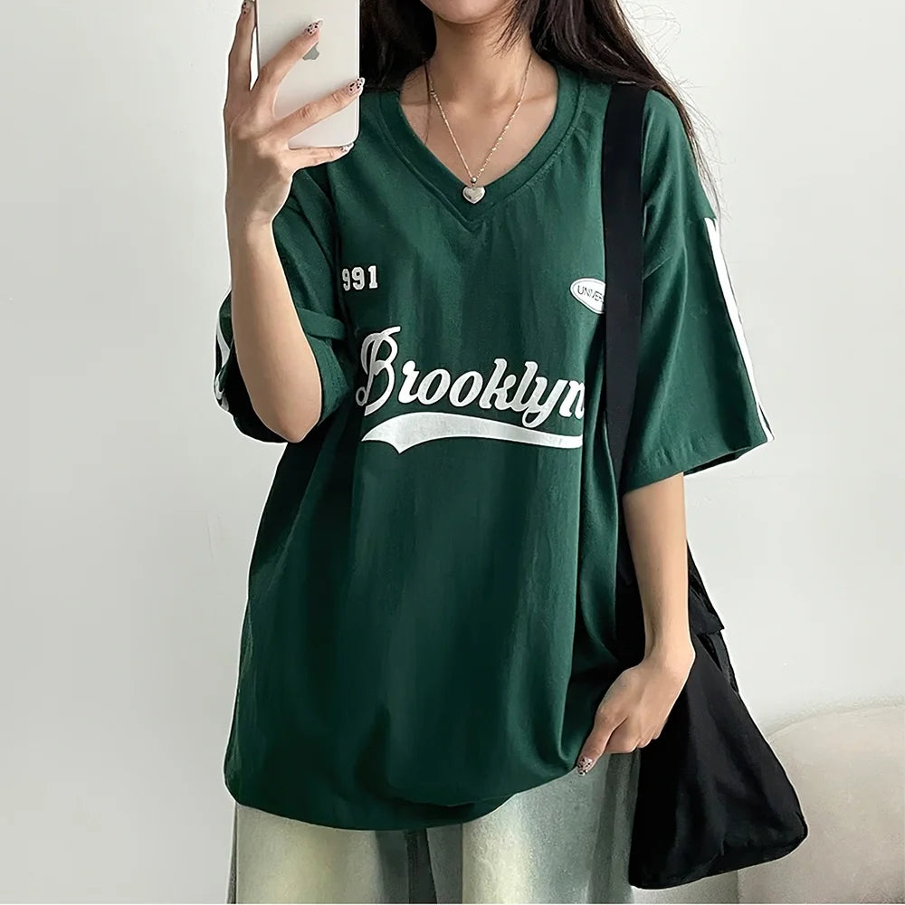 New Trendy Short Sleeved Loose Sports Top Women Fully Matched with Street Retro Sports T-shirt V-neck Comfortable Tops Tee