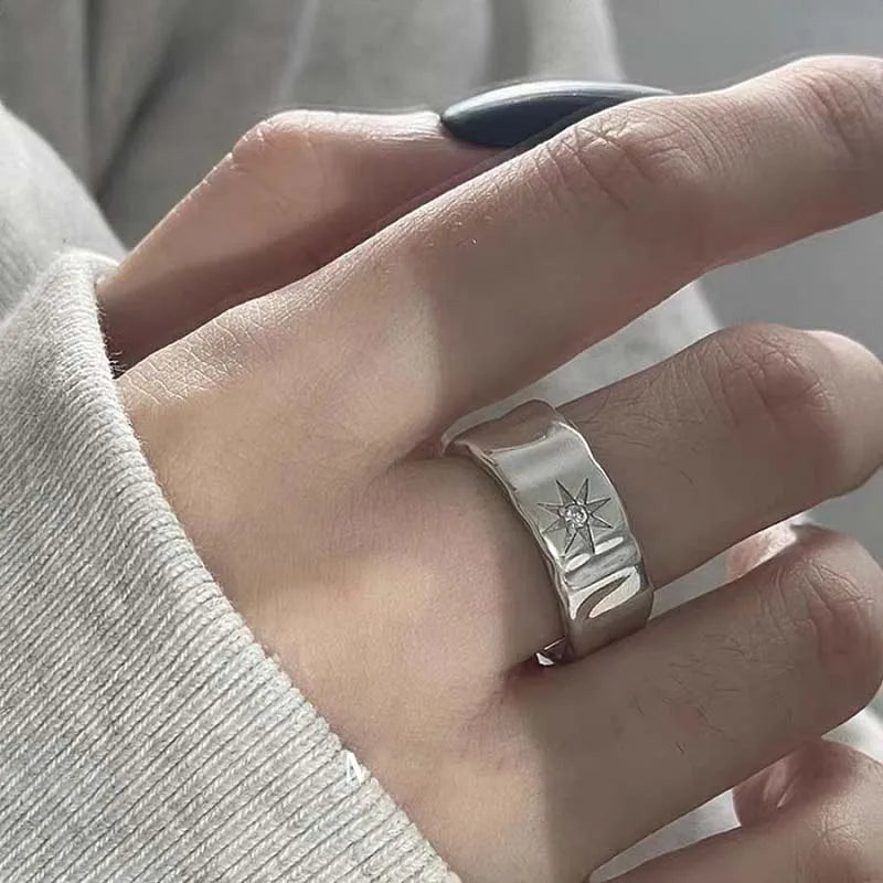 2pcs Y2K Shiny Star Opened Rings for Men Women Punk Hiphop Silver Color Star Zircon Couple Rings Party Jewelry Gifts