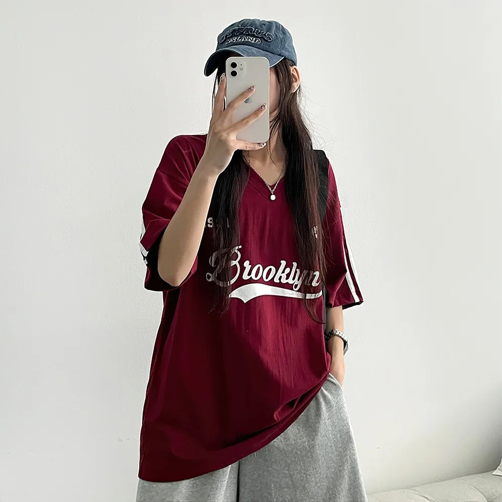 New Trendy Short Sleeved Loose Sports Top Women Fully Matched with Street Retro Sports T-shirt V-neck Comfortable Tops Tee