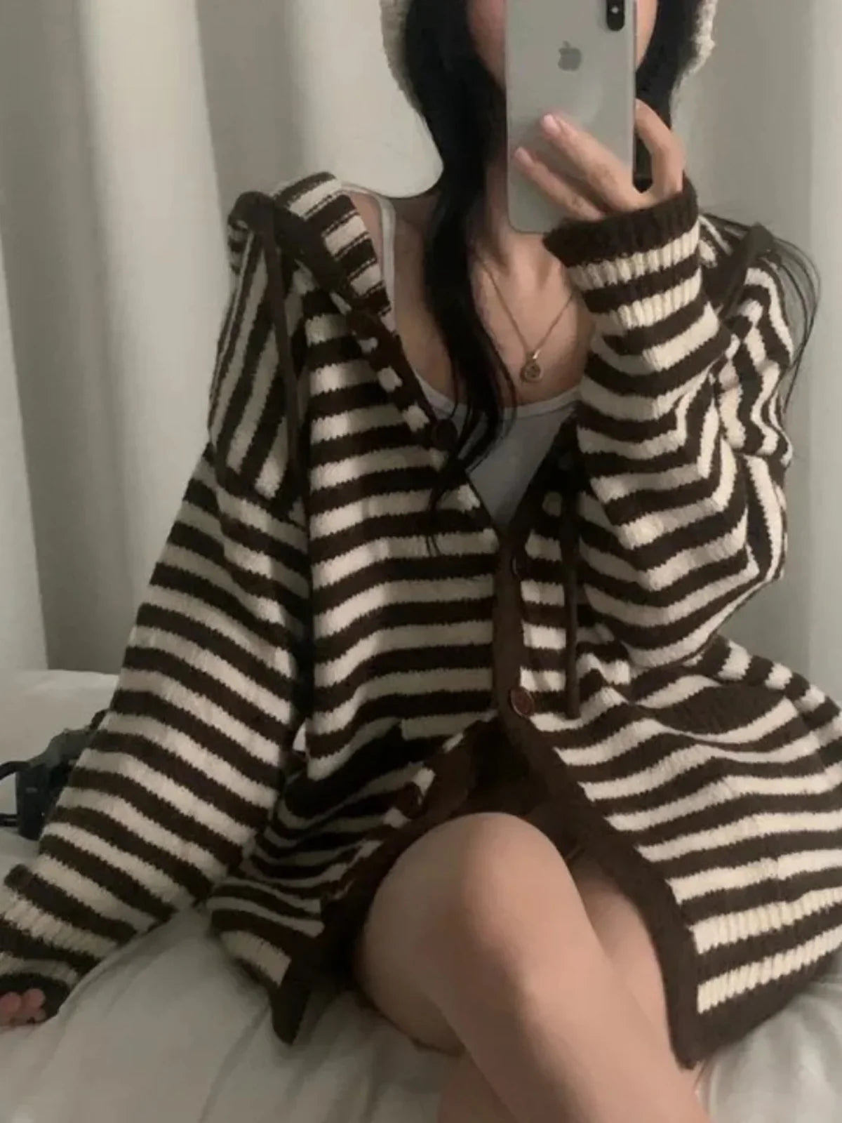 Fall Retro Women's Knitted Sweater Coat Faionable Striped Lazy Sle Hood Single Button Zipper Design Sense Top Warmth