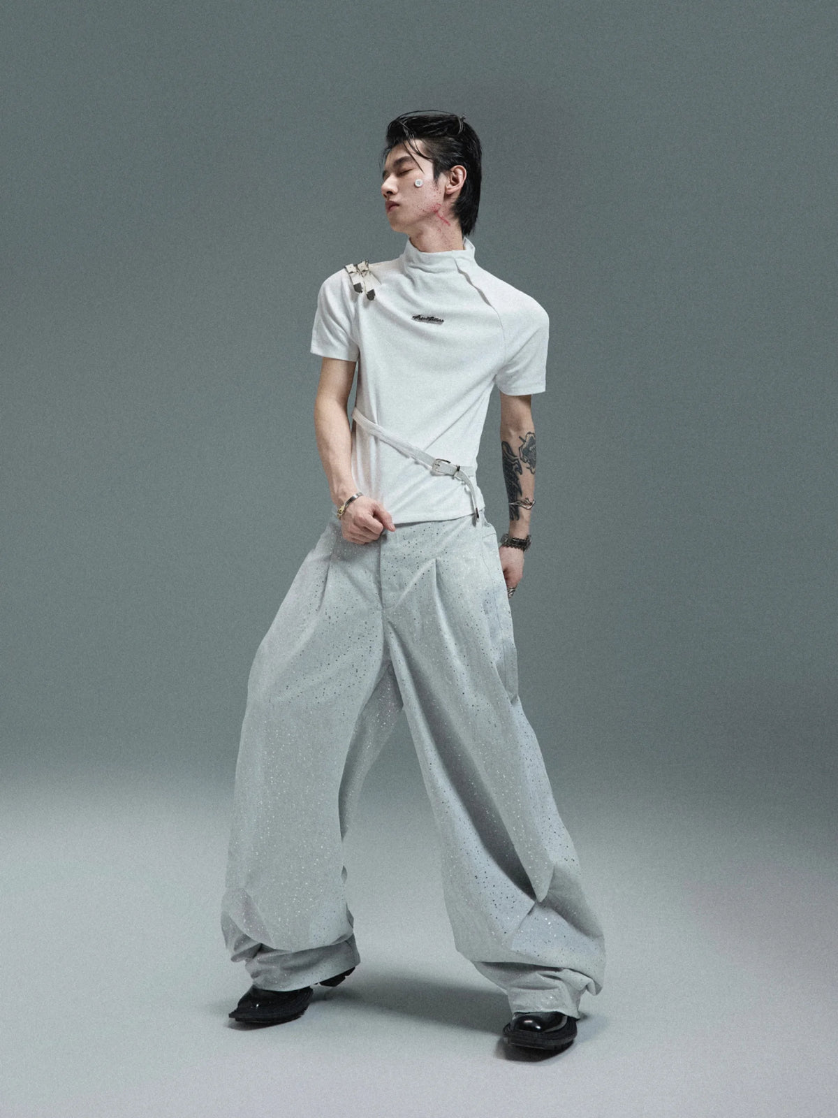 ArguE CulturE Metal Belt Design Slim Fit Short Sleeve T-Shirt Ice Sensation  Color Top Youth Fashion Breathable Cotton