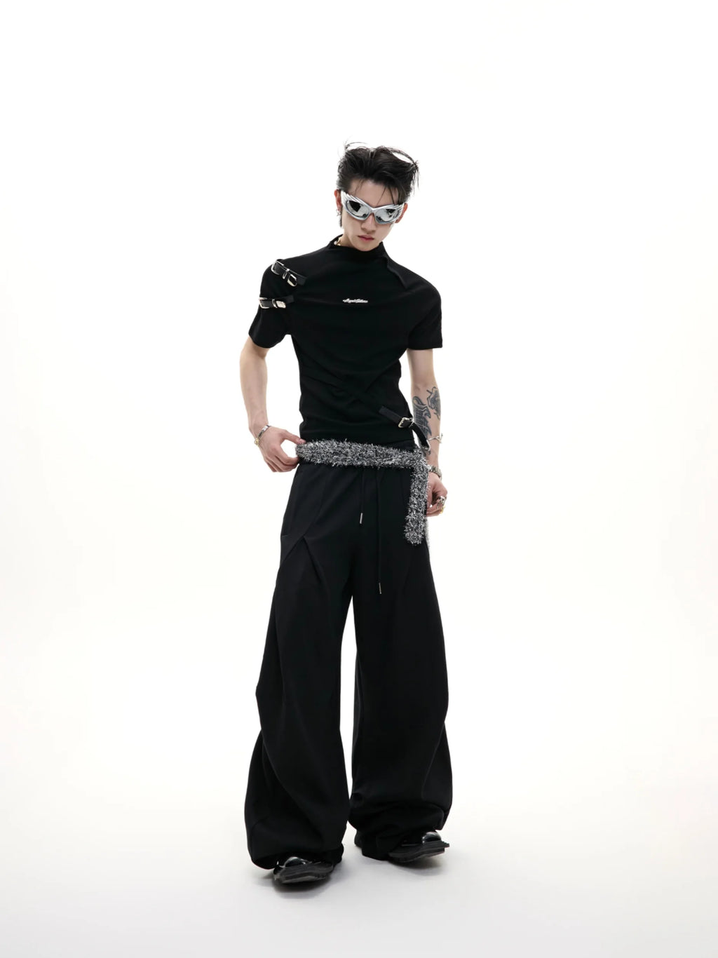 ArguE CulturE Metal Belt Design Slim Fit Short Sleeve T-Shirt Ice Sensation  Color Top Youth Fashion Breathable Cotton