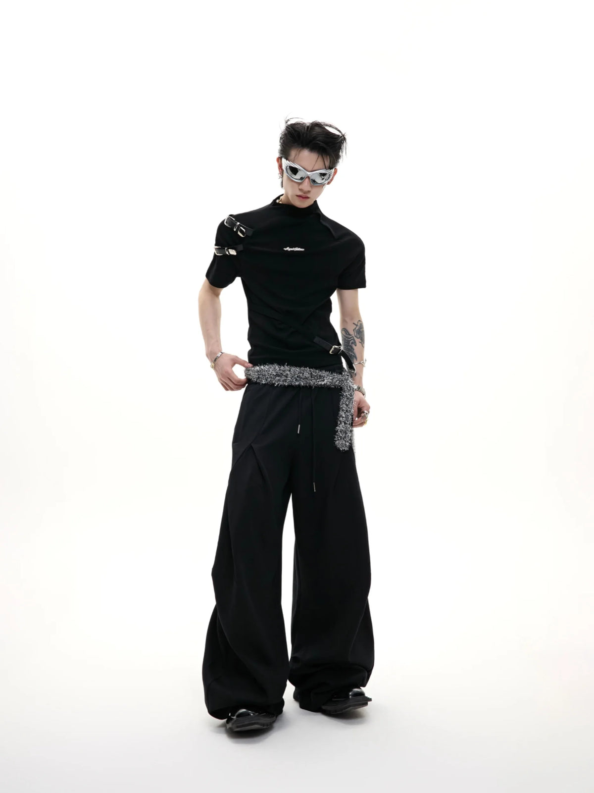 ArguE CulturE Metal Belt Design Slim Fit Short Sleeve T-Shirt Ice Sensation  Color Top Youth Fashion Breathable Cotton