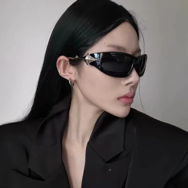 Y2K Retro Sport Sunglasses for Women Men Vintage 90s Wrap Around Eyeglass UV400 Protection Cycling Windproof Sun Glasses